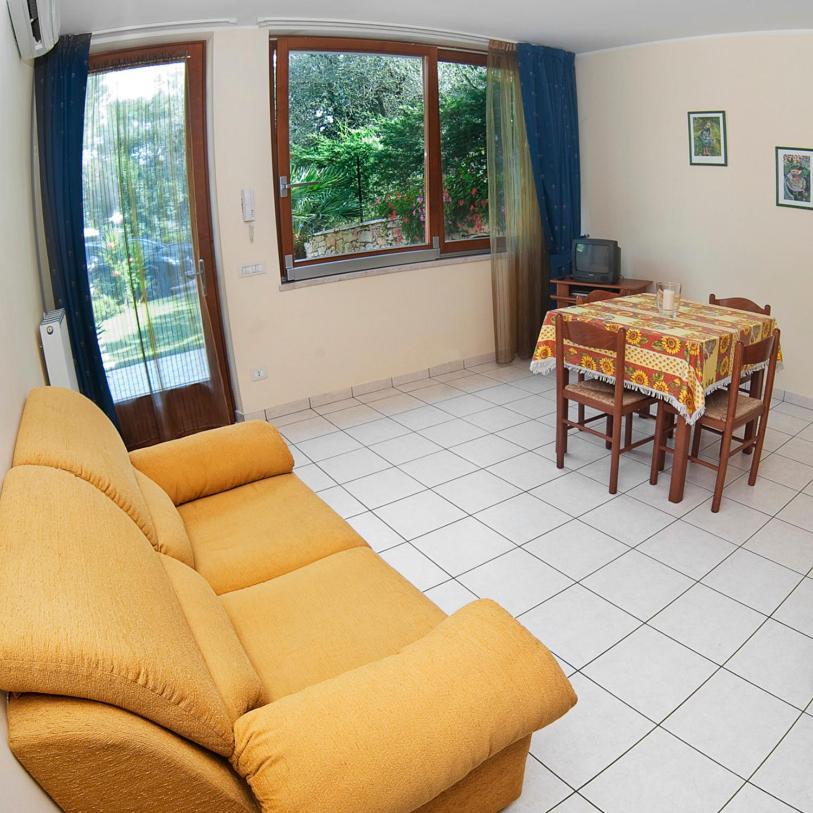 Casa Facchinetti Yellow Apartment Malcesine Exteriör bild